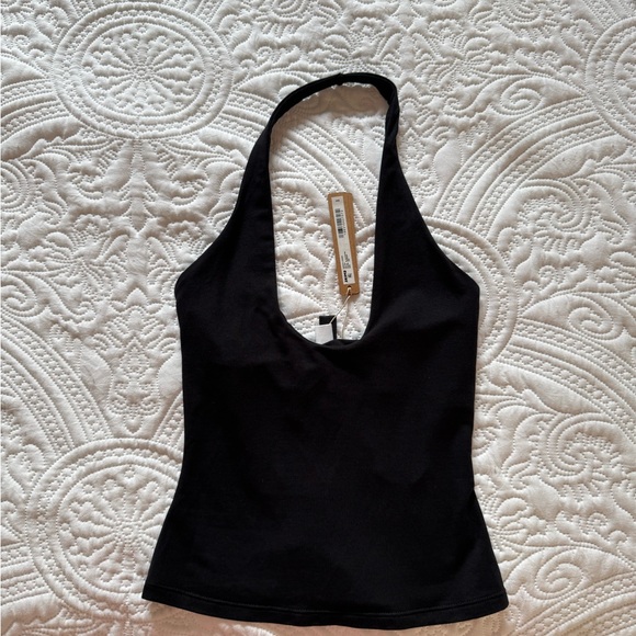 SKIMS Tops - SKIMS SMOOTH LOUNGE HALTER TOP